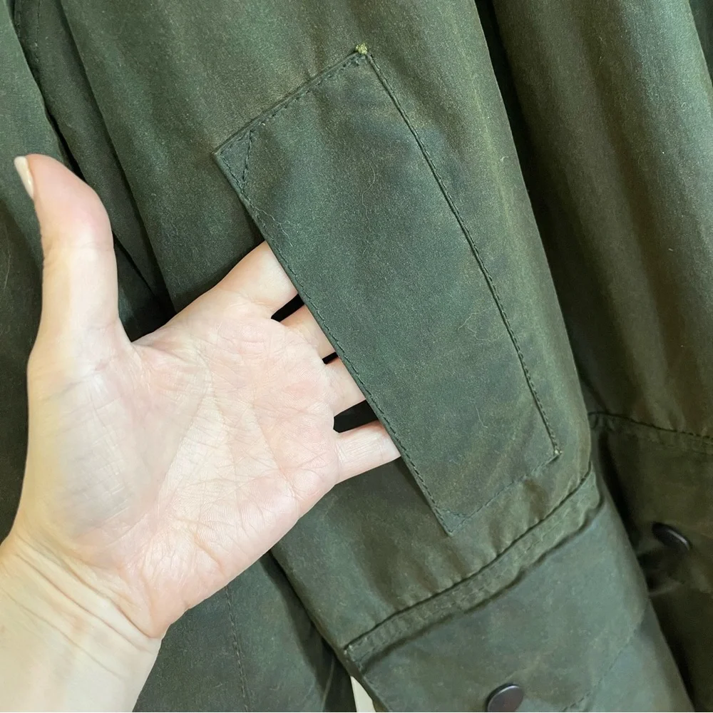 🤍 guc | Barbour | classic waxed olive green jacket - Picture 7 of 11